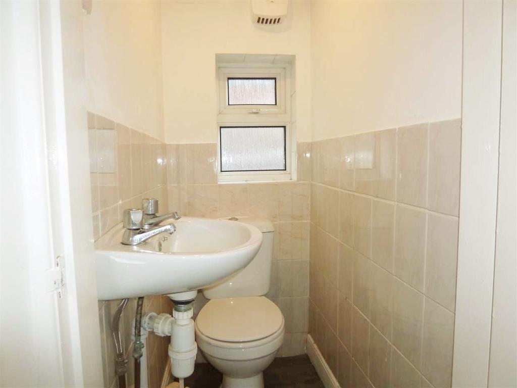 4 bedroom house share for rent in Canwick Road, Lincoln, Lincolnshire, LN5 8HE, LN5