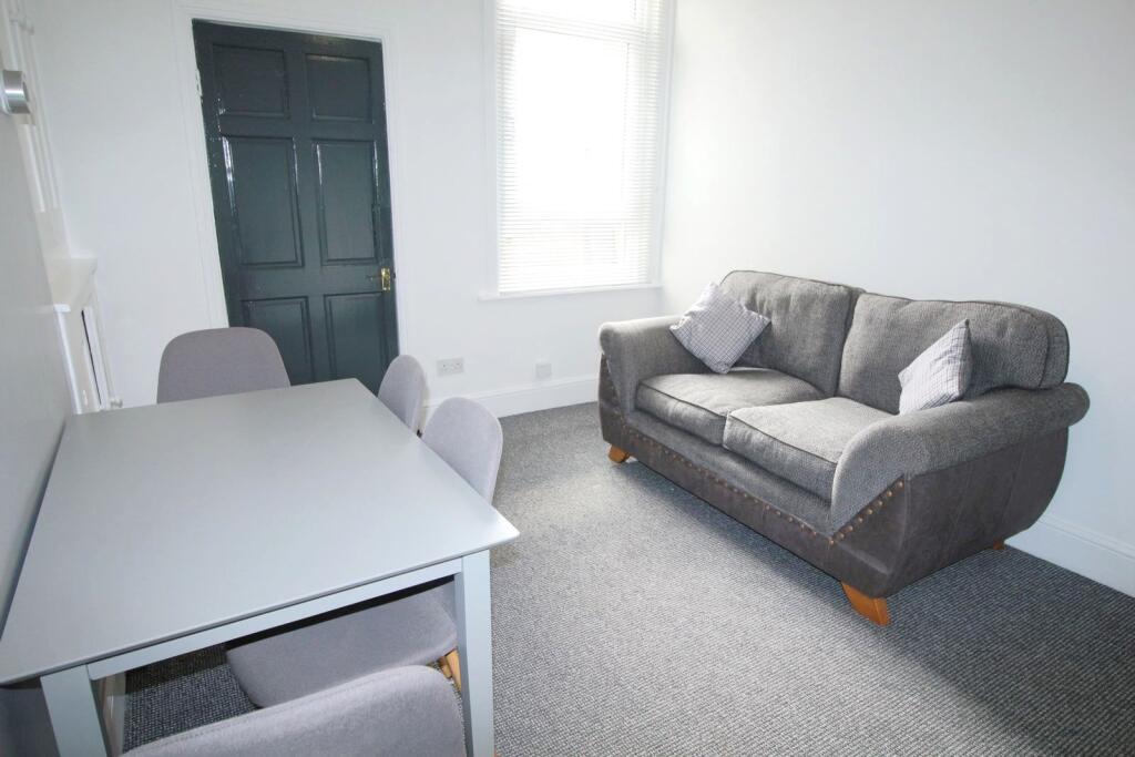 Main image of property: Student Accommodation 26/27, 16 Carholme Road, Newland,Lincoln