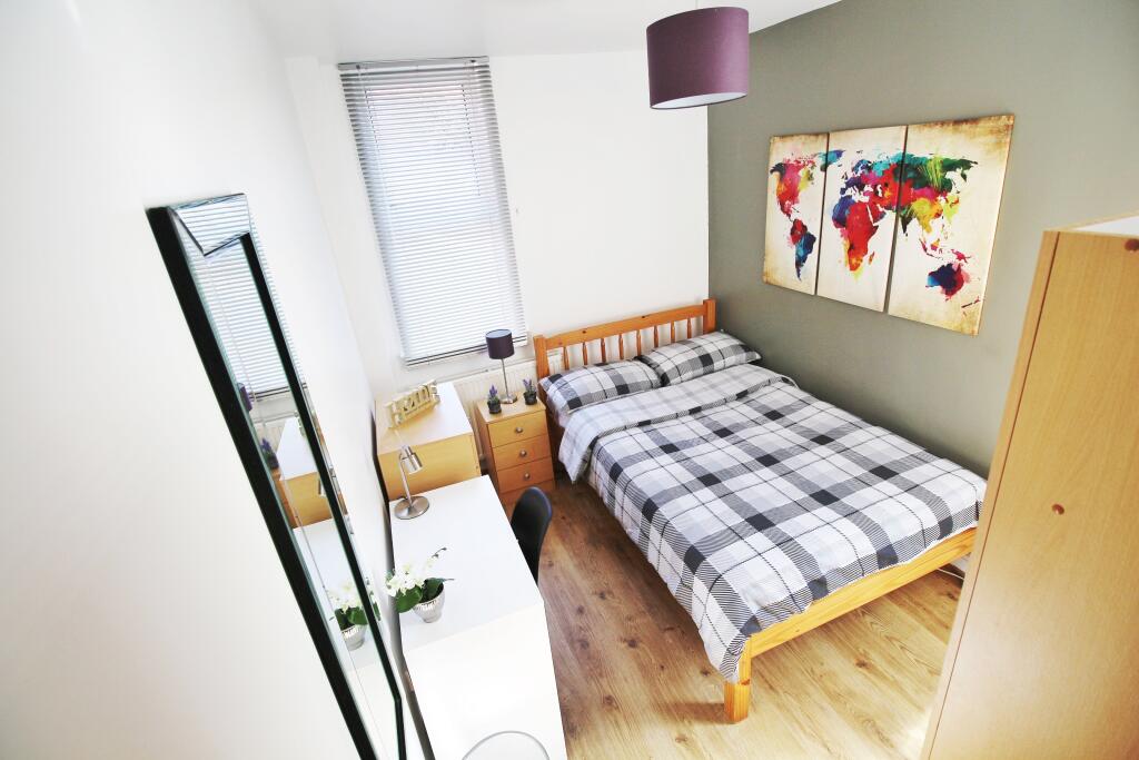 Main image of property: 130 Monks Road, Lincoln, Lincolnsire, LN2 5PH