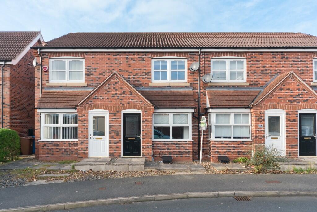 2 bedroom terraced house for sale in Attringham Park, Hull, HU7