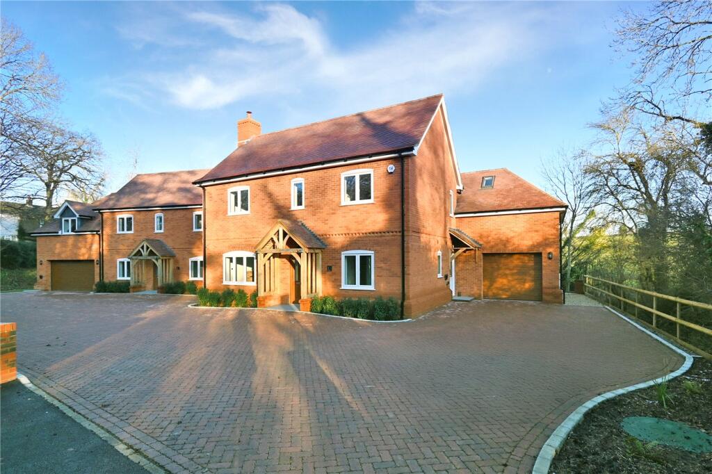 Main image of property: Frog Lane, Mapledurwell, Hampshire, RG25