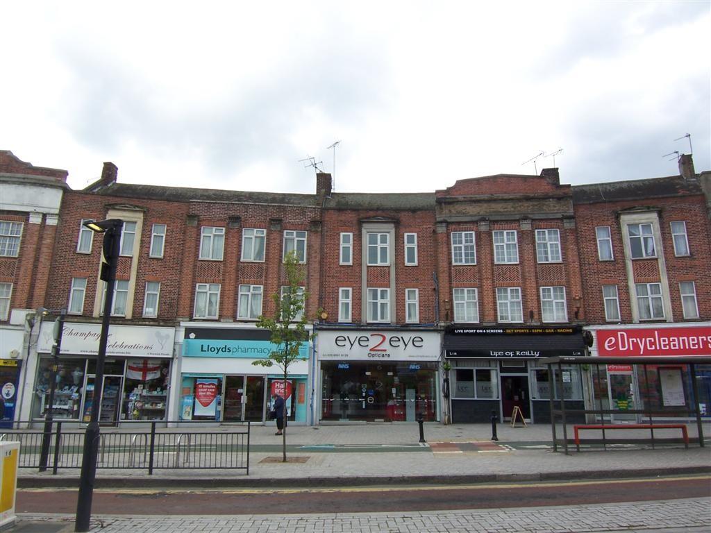 Main image of property: Warwick Parade, Belmont Circle