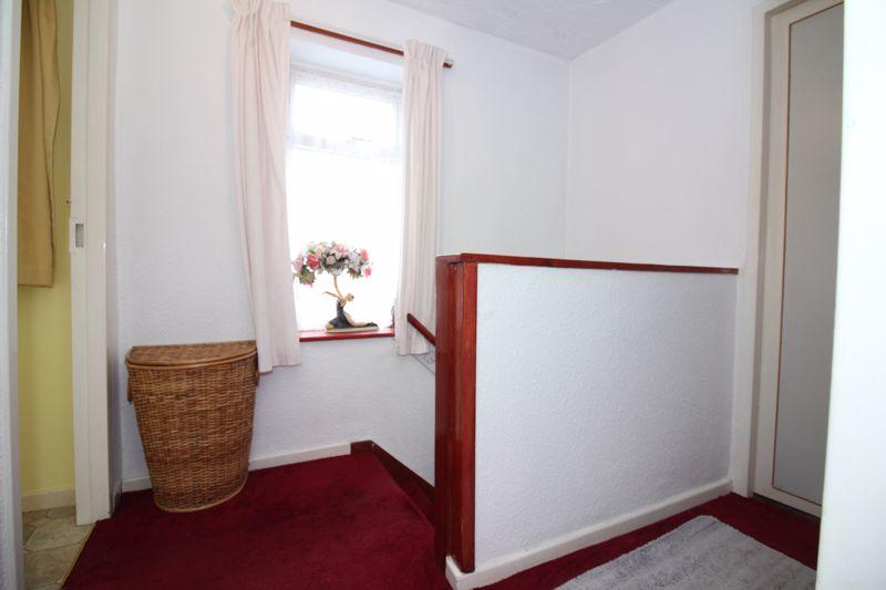 3 bedroom semidetached house for sale in KINGSWINFORD, Standhills Road