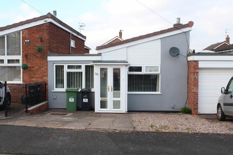 2 bedroom detached bungalow for sale in KINGSWINFORD, Lerryn Close, DY6