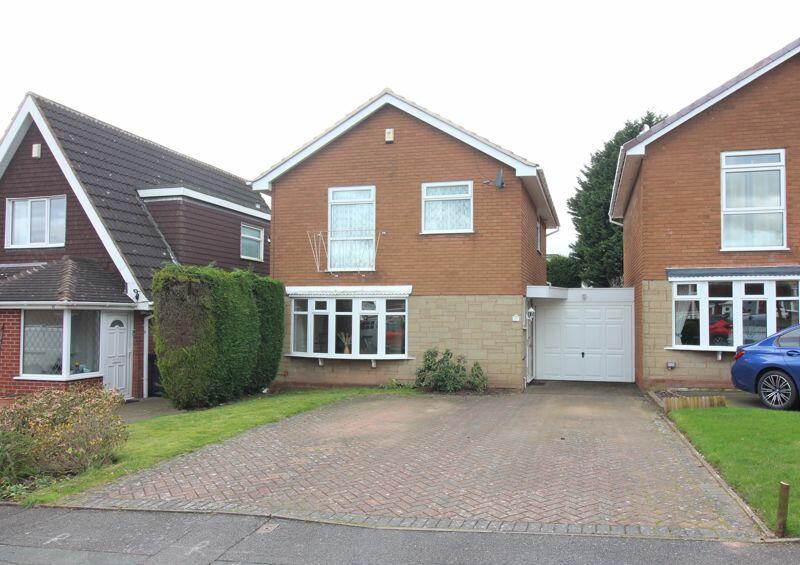 3 bedroom detached house for sale in KINGSWINFORD, Ambrose Crescent, DY6