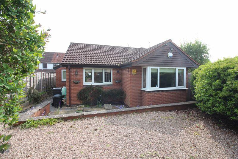 2 bedroom detached bungalow for sale in KINGSWINFORD/ WALL HEATH