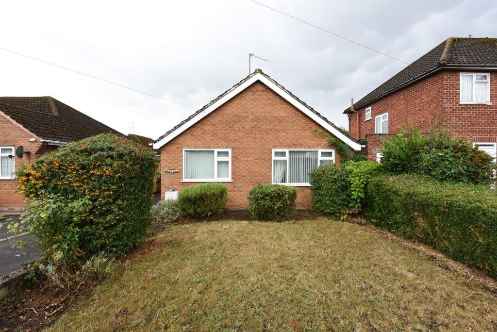 Main image of property: Moss Grove, Kingswinford, DY6 9ER