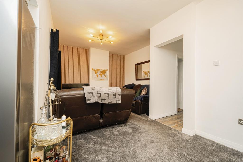 2 bedroom detached bungalow for sale in Legge Lane, Bilston, WV14