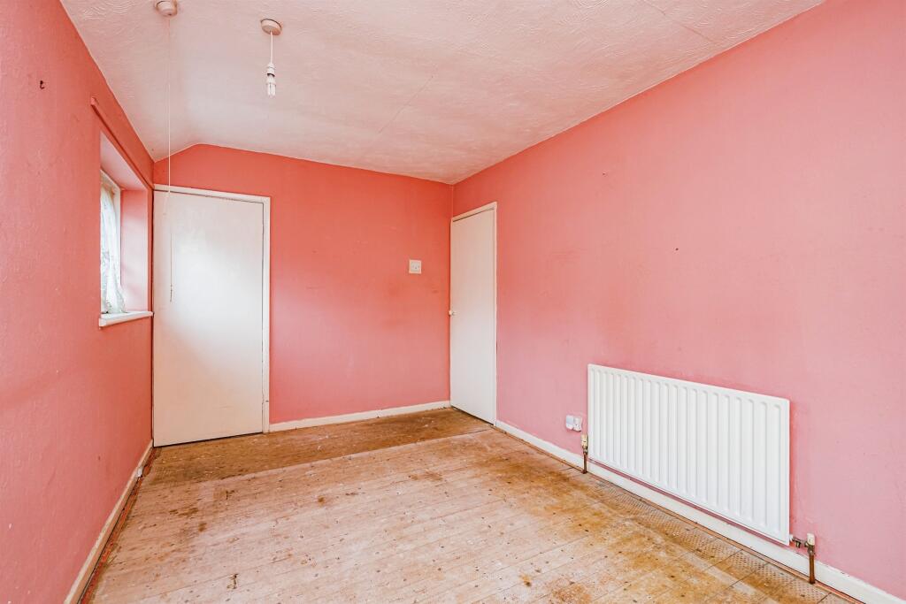 Additional property image - Fairway Avenue, Tividale, Oldbury