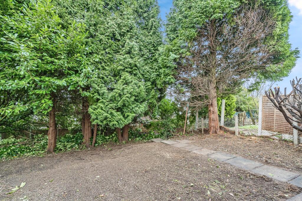 Additional property image - Fairway Avenue, Tividale, Oldbury