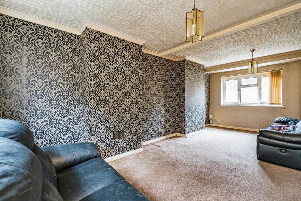 Additional property image - Fairway Avenue, Tividale, Oldbury