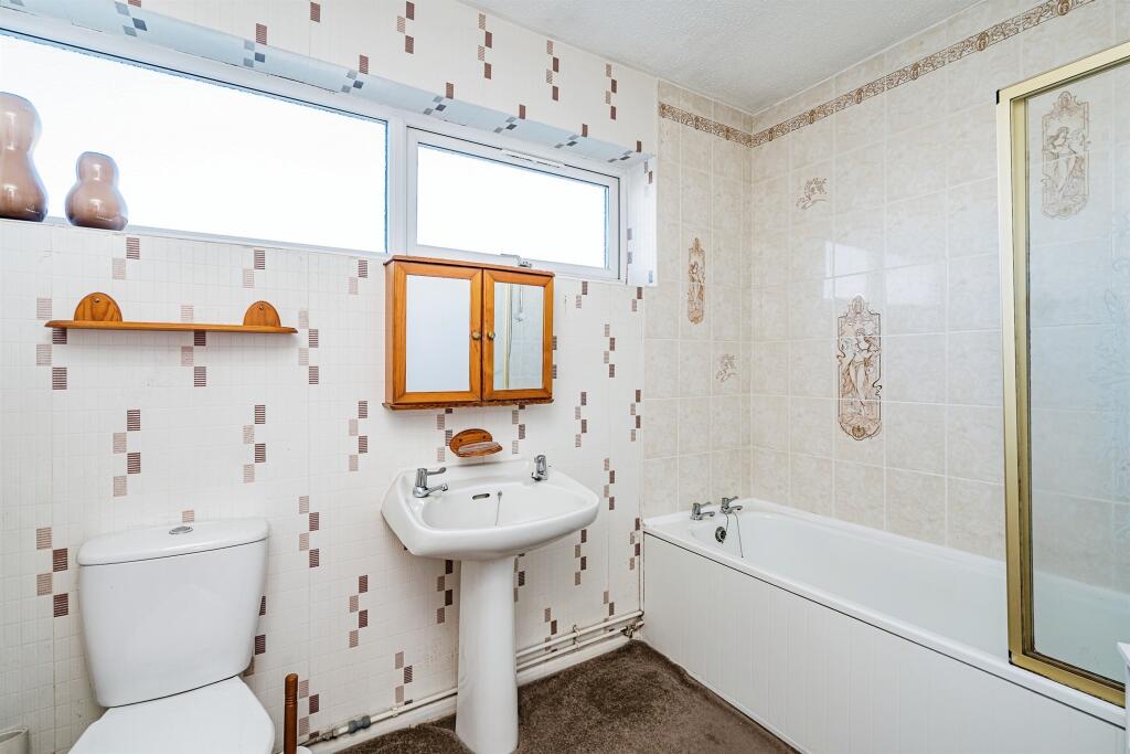 Additional property image - Keir Hardie Walk, Tividale, OLDBURY