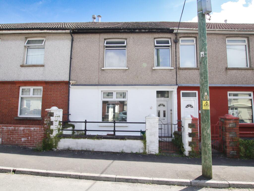 Main image of property: The Parade, Church Village CF38 1BU