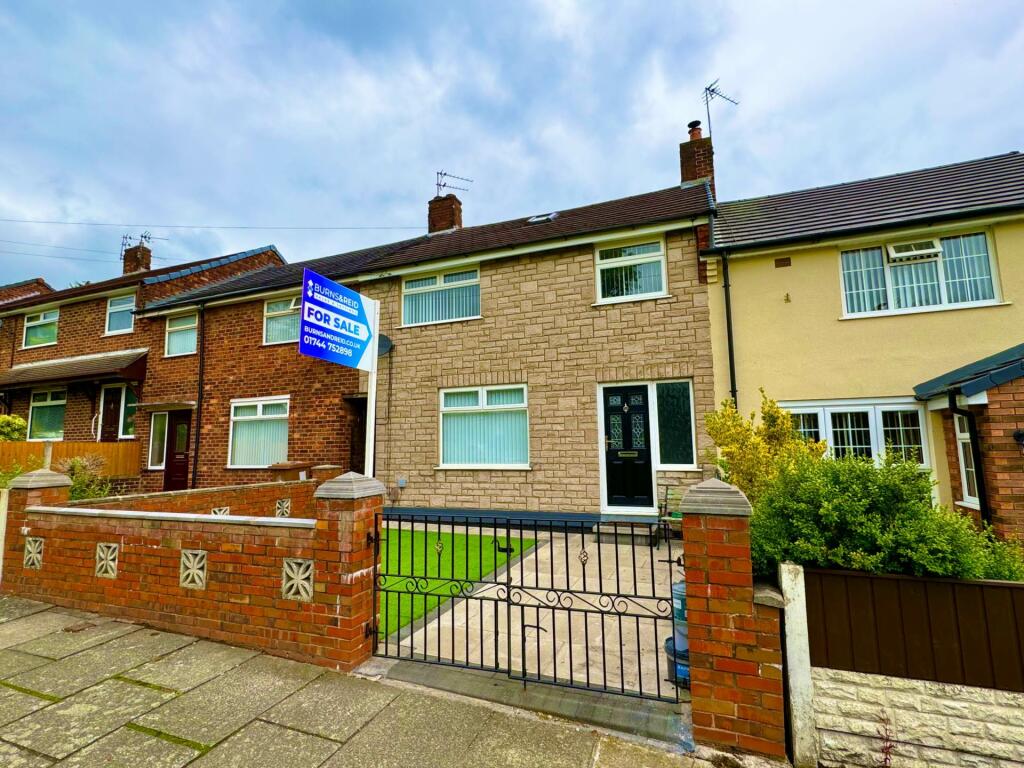 3 bedroom terraced house for sale in Hard Lane, St Helens, WA10