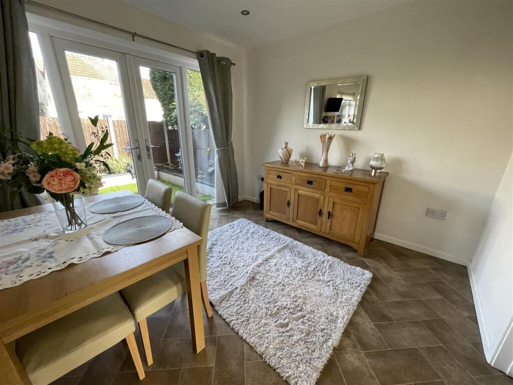 Additional property image - Woodstock Close, Bristol