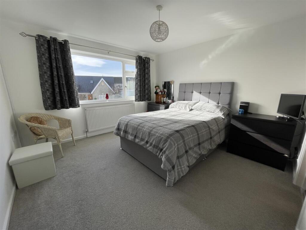Additional property image - Woodstock Close, Bristol