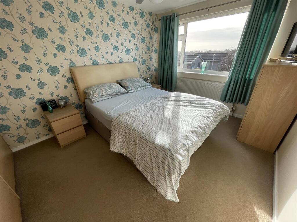 Additional property image - Woodstock Close, Bristol