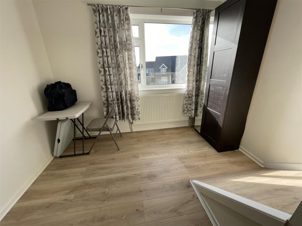Additional property image - Woodstock Close, Bristol