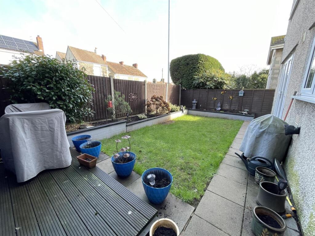 Additional property image - Woodstock Close, Bristol