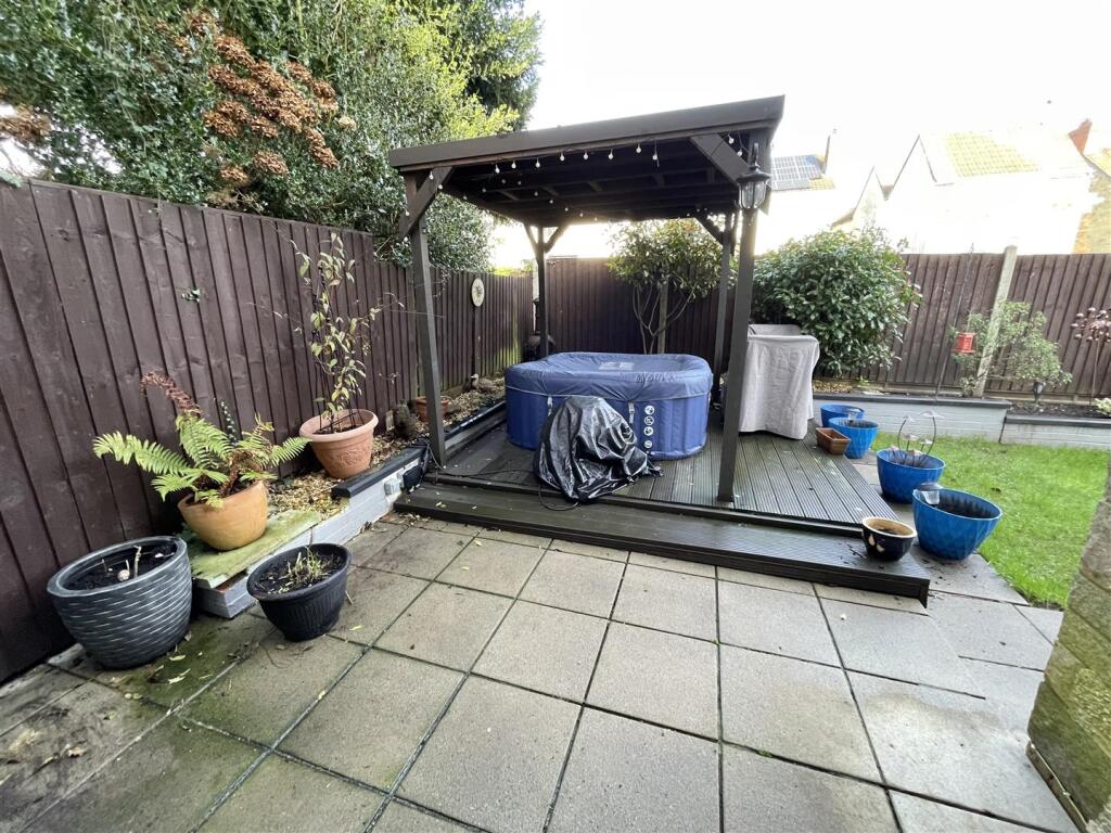 Additional property image - Woodstock Close, Bristol