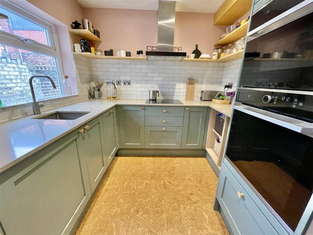 Additional property image - Carlton Park, Bristol