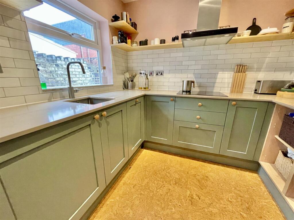 Additional property image - Carlton Park, Bristol