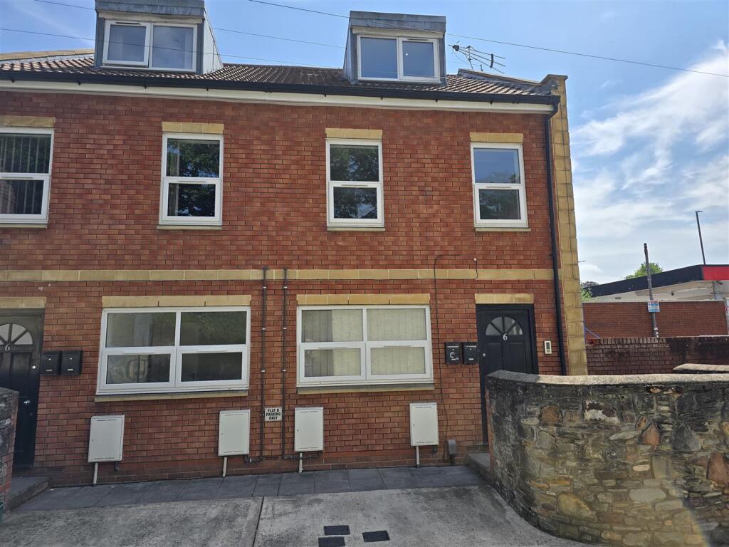 Main image of property: Hollywood Road, Brislington