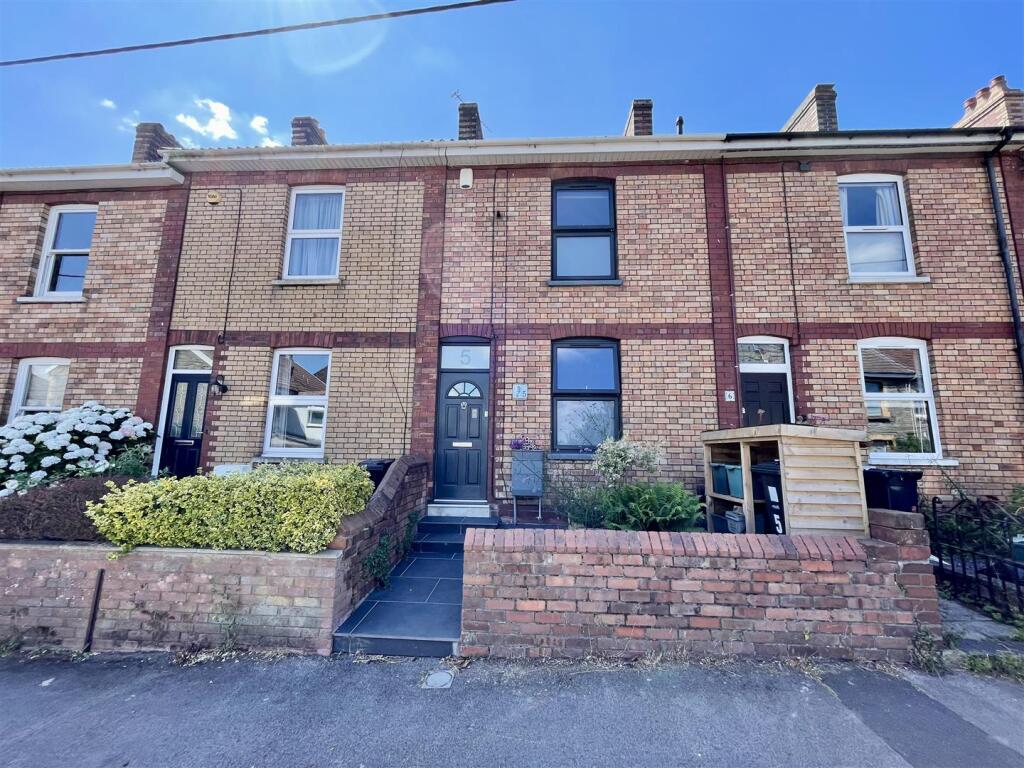 Main image of property: Pows Road, Kingswood, Bristol