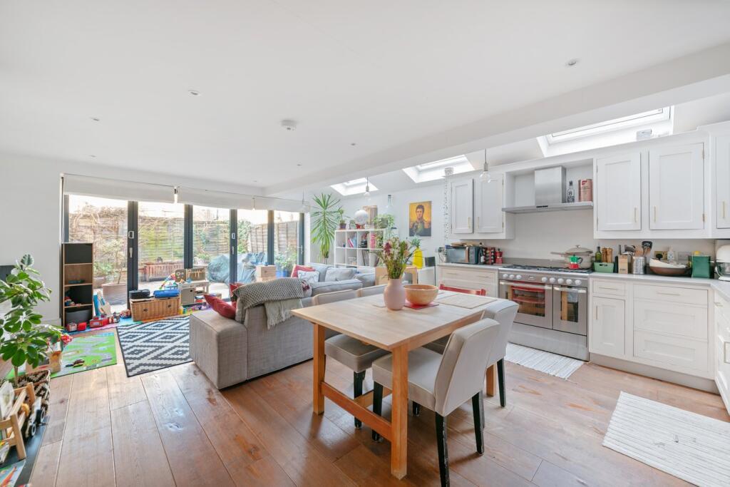 Main image of property: Ormiston Grove, Shepherd's Bush, London, W12