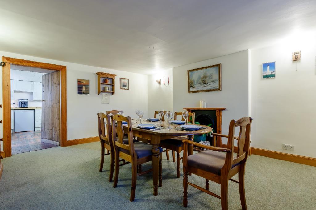 5 bedroom detached house for sale in Main Street, Newtonmore, Inverness