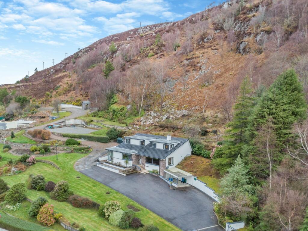 3 bedroom detached house for sale in Garve Road, Ullapool, RossShire, IV26