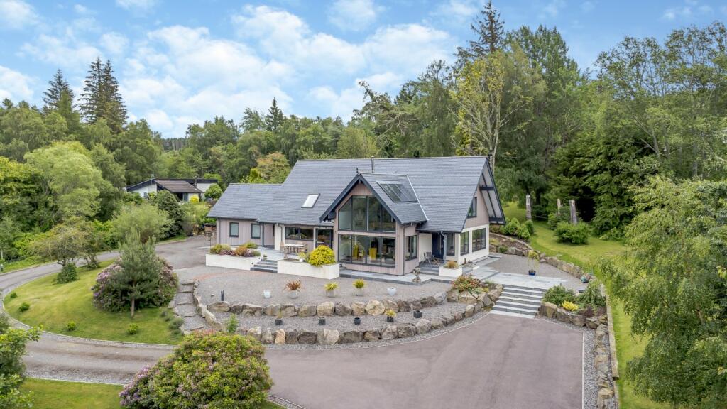 4 bedroom detached house for sale in Lentran, Inverness, Highland, IV3