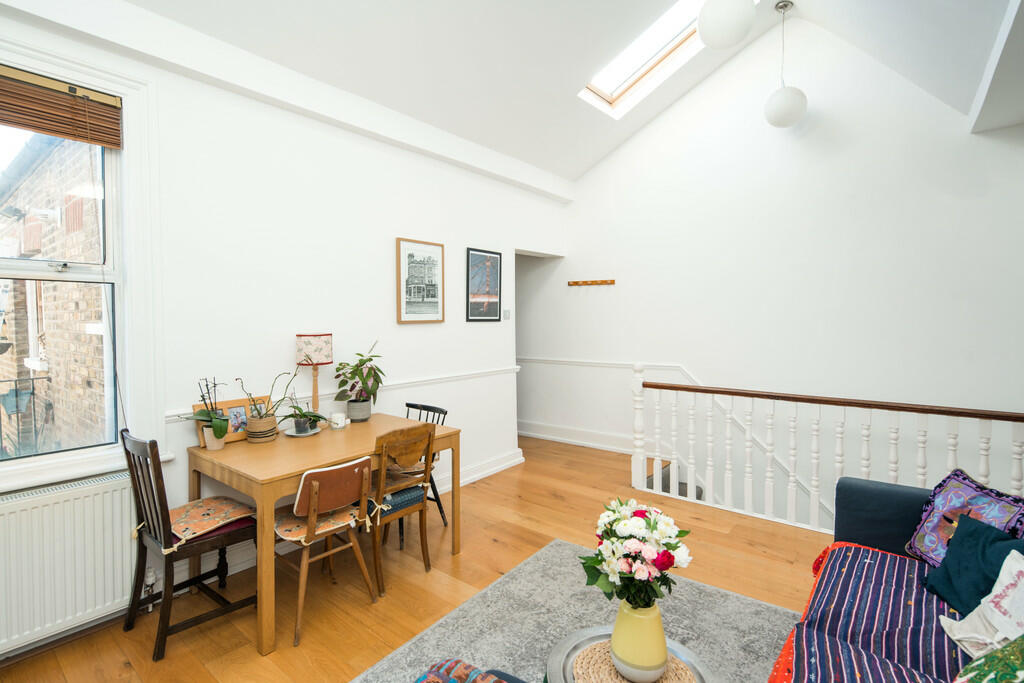 2 bedroom apartment for sale in Bavent Road, London, SE5