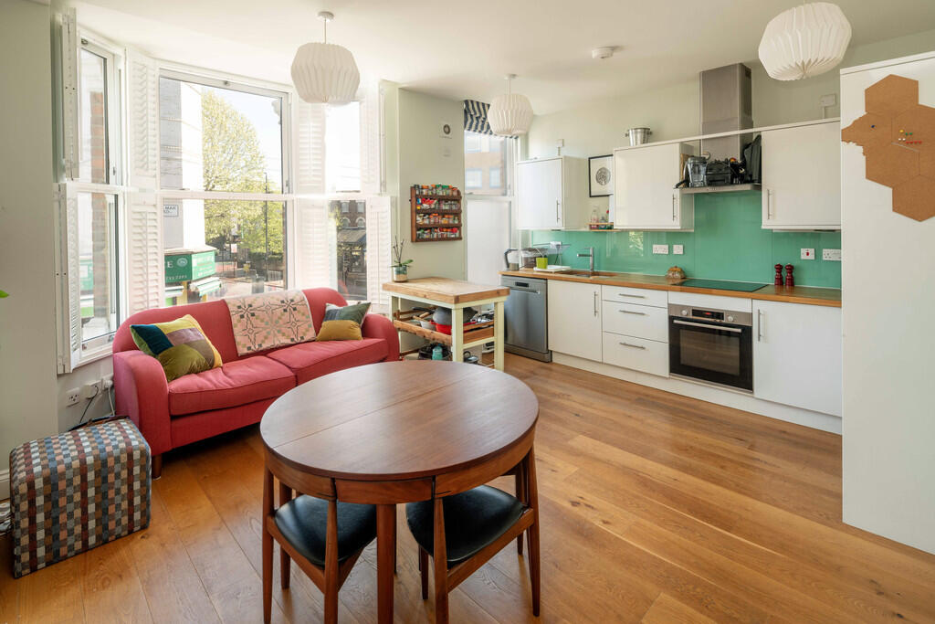 Main image of property: Valmar Road, London