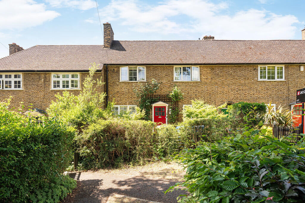 Main image of property: Sunray Avenue, London