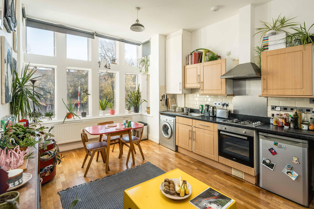 Main image of property: Brixton Road, London