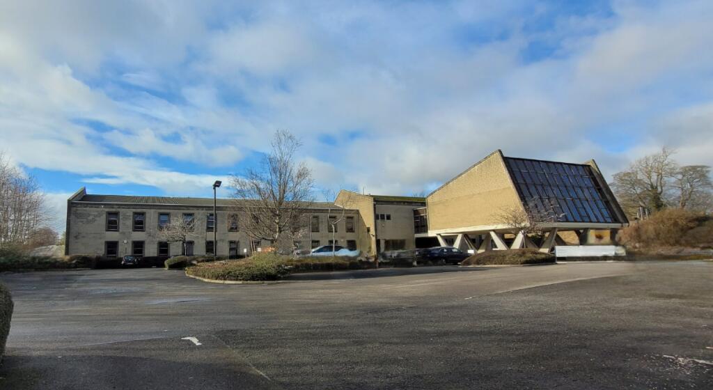 Main image of property: Carlyle House, Carlyle Road, Kirkcaldy , KY1