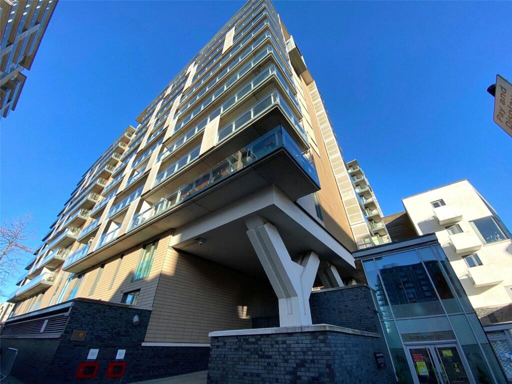 2 bedroom apartment for rent in Spectrum, Manchester City Centre, Blackfriars Road, Salford, M3
