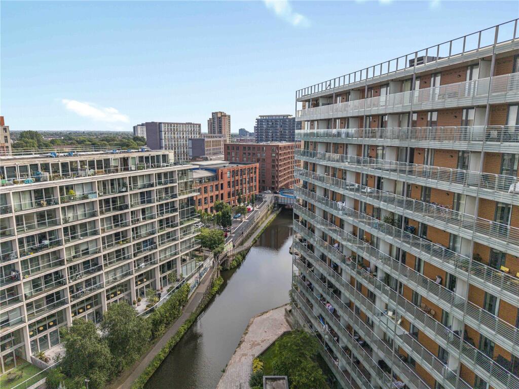 Main image of property: Kelsoe Place, Manchester, M15