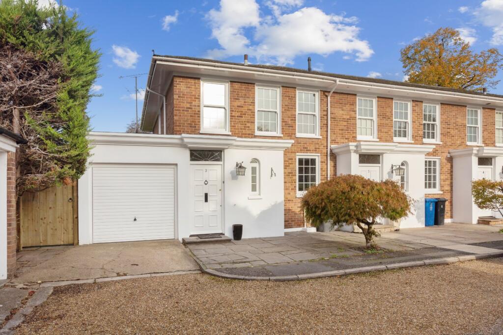 Main image of property: Broomfield Close, Sunningdale, Berkshire
