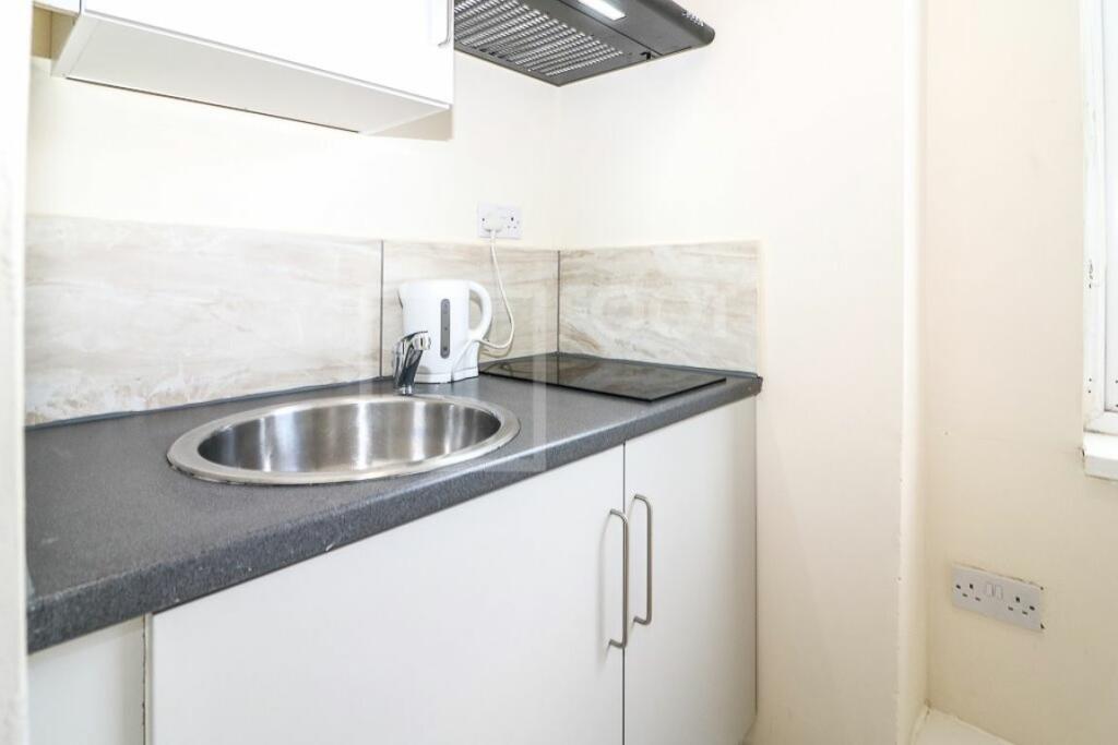 Additional property image - Sunbridge Halls, Sunbridge Road, BD1 2HF