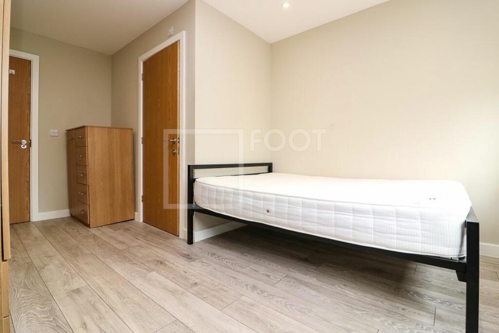 Additional property image - Colonnade House, Bradford, BD1 2BQ