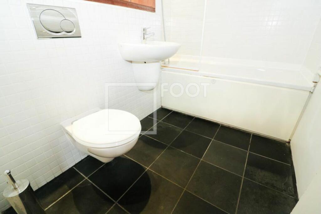 Additional property image - Silk Warehouse, Bradford, BD9