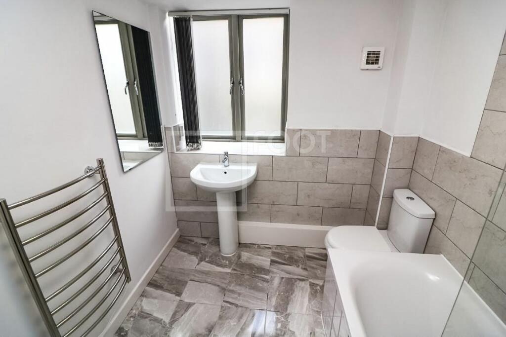 Additional property image - Grattan House, 53 Grattan Rd, Bradford, BD1