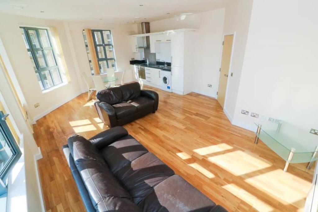 Main image of property: Furnished Apartment, Merchants Court, BD1