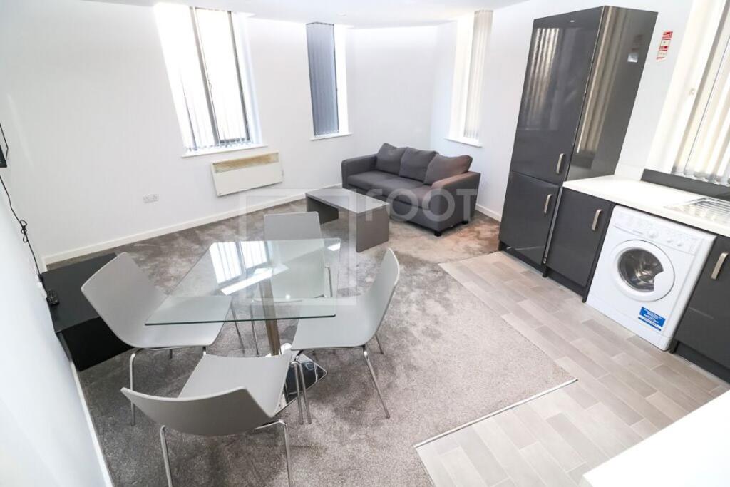 Main image of property: Grattan Mills, Vincent St, BD1 2PJ