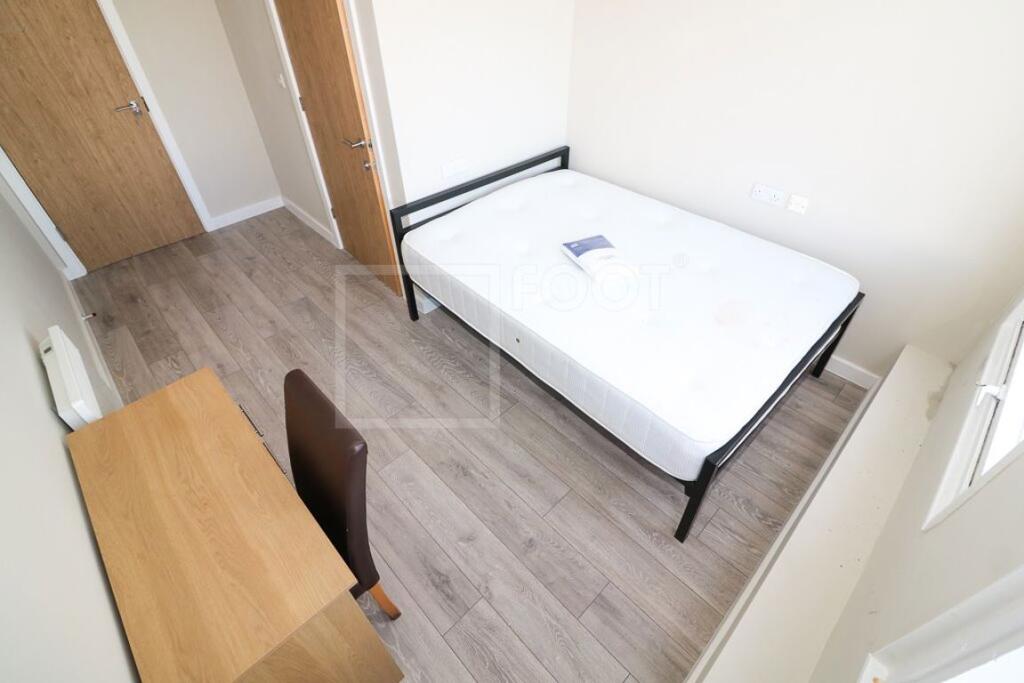 Main image of property: Colonnade House, Sunbridge Road