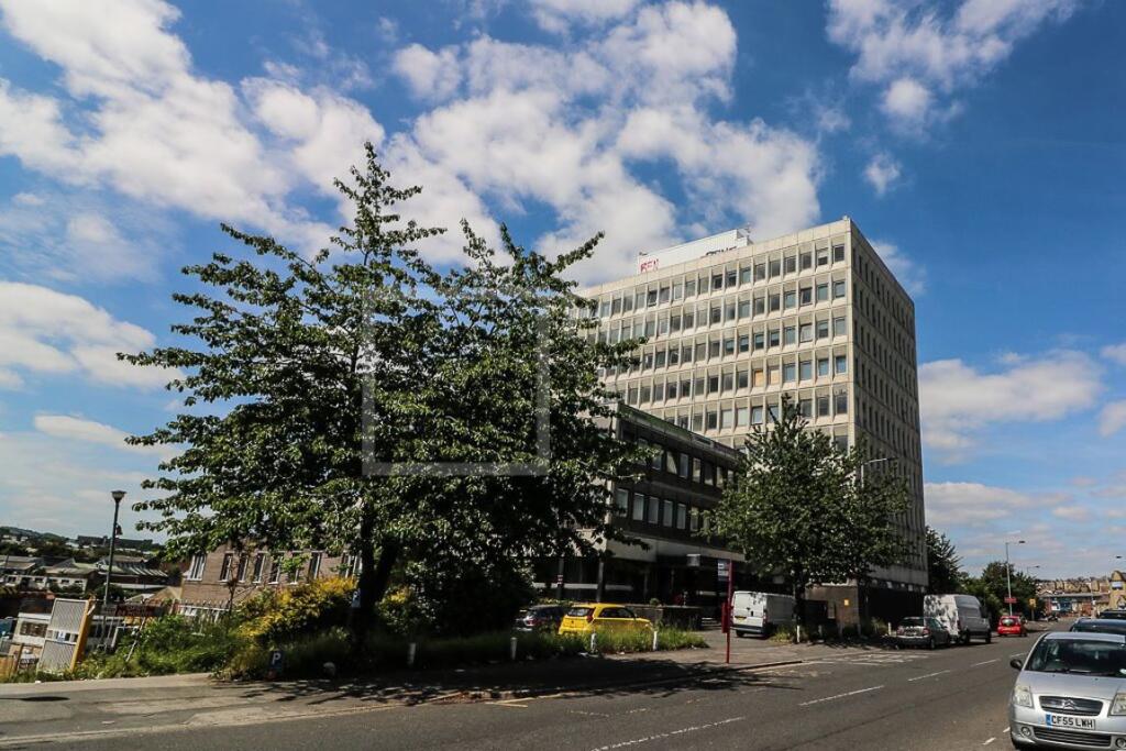 Additional image 2 of Colonnade House, Sunbridge Rd, Bradfod, BD1