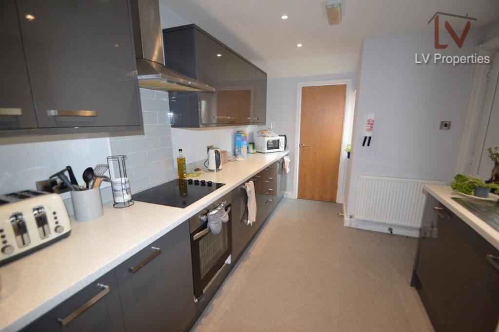 Main image of property: Estcourt Avenue, Leeds, West Yorkshire, LS6