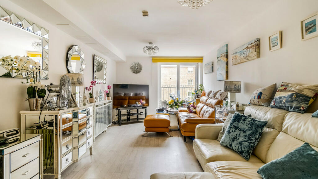 Additional property image - Harriet Place, Shoreham-By-Sea, BN43 5PG